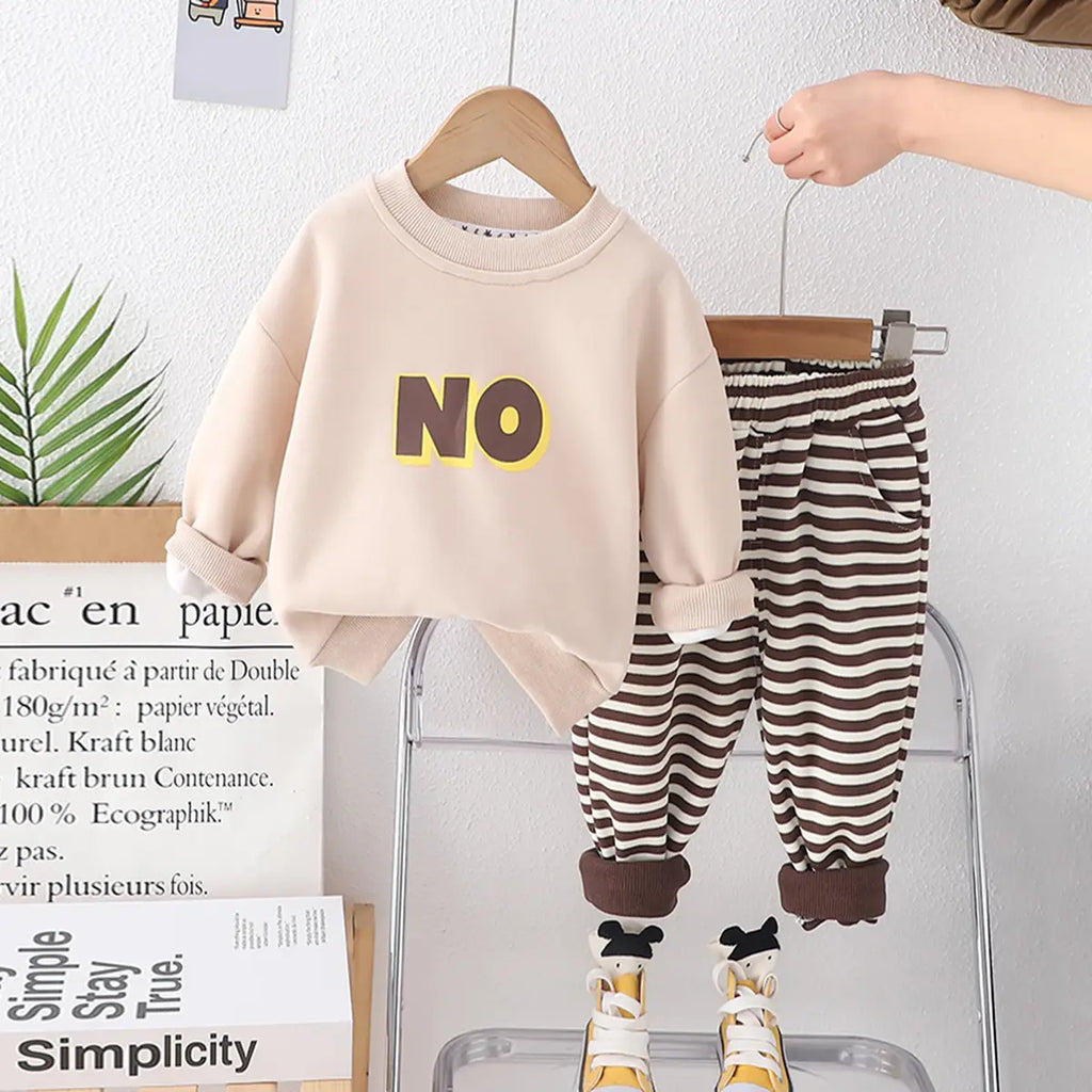 Girls Beige Typographic Printed Sweatshirt With Stripes Jogger Sets Sets Beige 1-2 Y