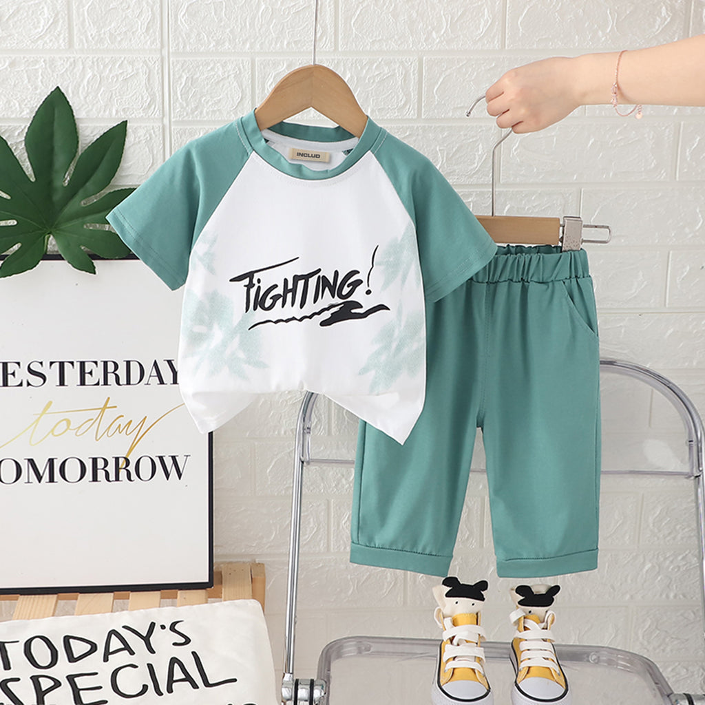 Boys Dark Green Typographic Printed Raglan Sleeves T-Shirt With Pants Set 2 pc. Sets Green 1-2 Y