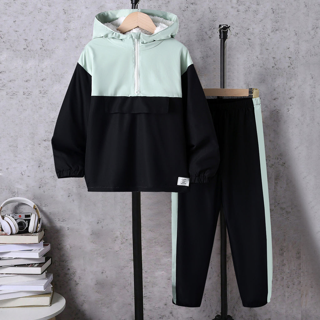 Boys Black Color-blocked Half Zipper Sweatshirt With Fur Lining & Pants Sets 2 pc. Sets Black 7-8 Y