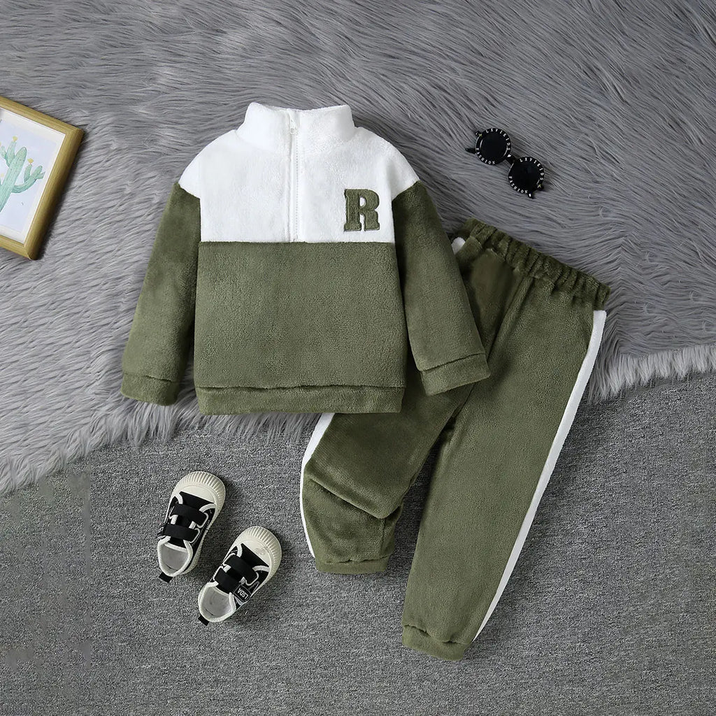 Boys Olive Green Solid Half Zipper Sweatshirt With Jogger Sets 2 pc. Sets Olive 3-4 Y