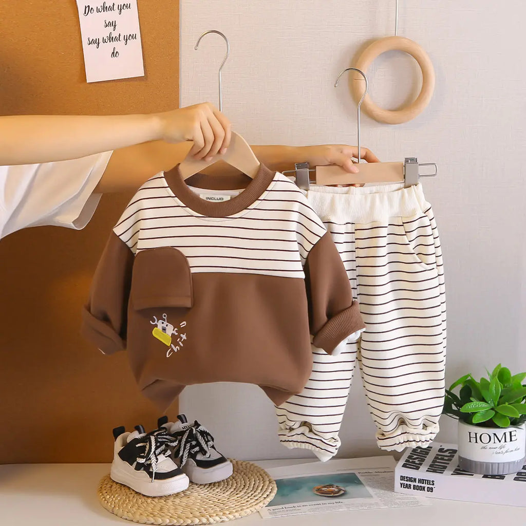 Boys Brown Stripes Sweatshirt With Jogger Sets Sets Brown 2-3 Y