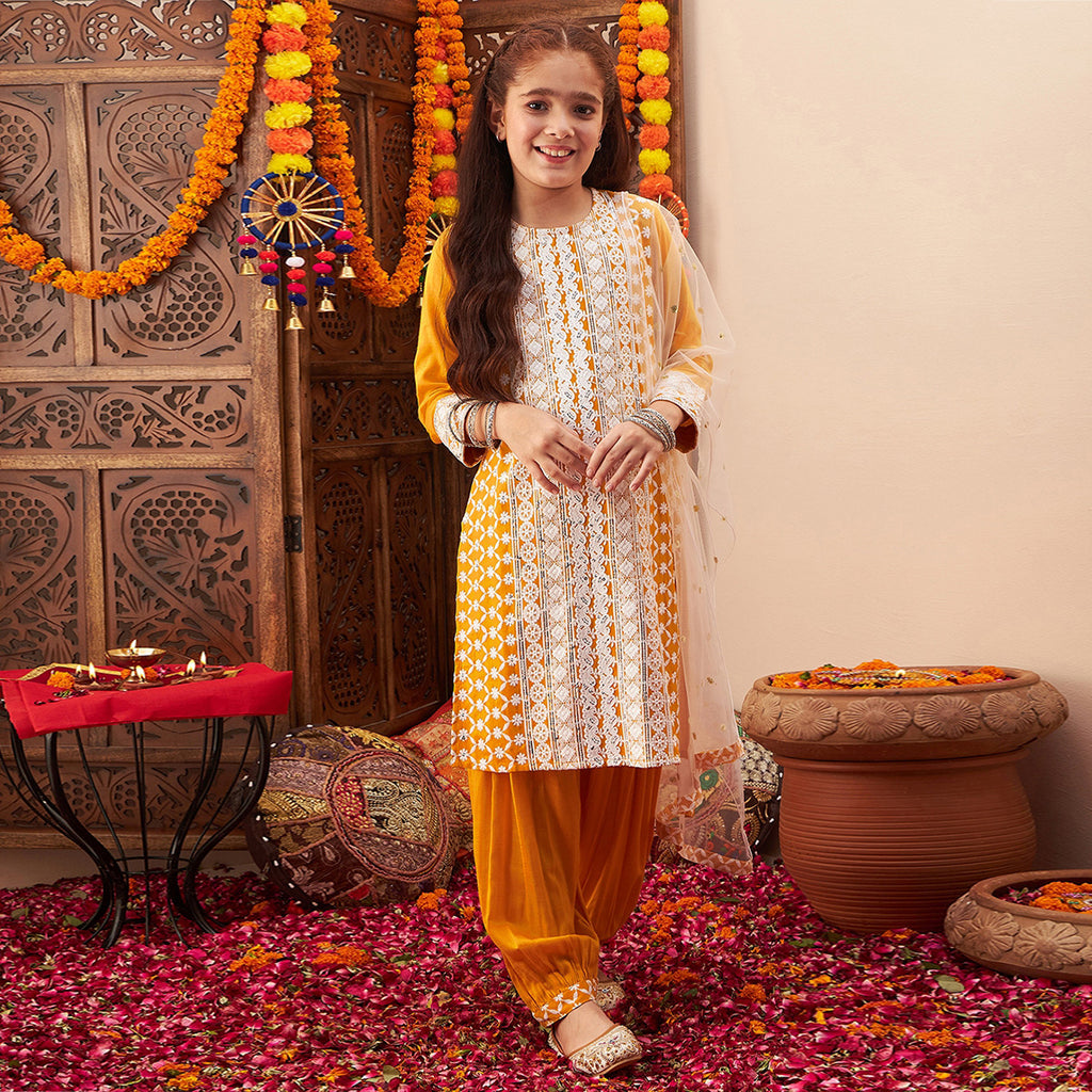 Girls Yellow Embroidered Chikankari Kurta With Pajama And Dupatta Set Ethnicwear Girls Yellow 2-3 Y