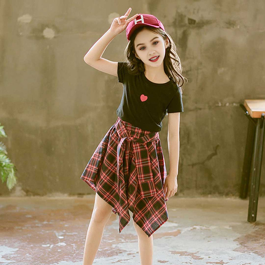 Girls Heart Print Top With Plaid Skirt Set 2 pc. Sets Black 3-4 Y 