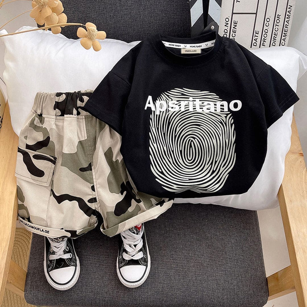 Boys Short Sleeve Printed T-Shirt With Camouflage Print Shorts (Copy) Sets Black 1-2 Y