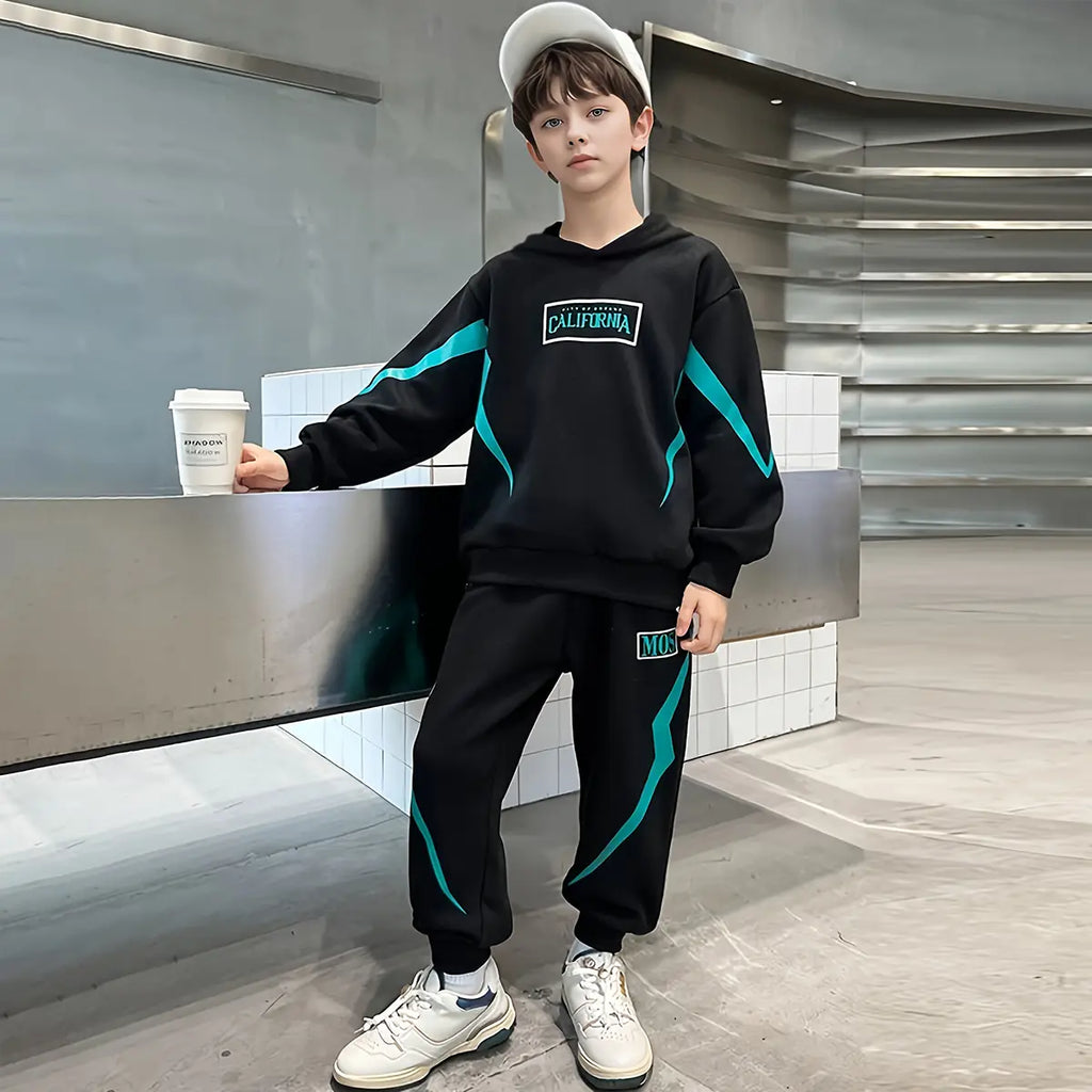 Boys Black Typographic Printed Hooded Sweatshirt With Jogger Sets Sets Black 5-6 Y