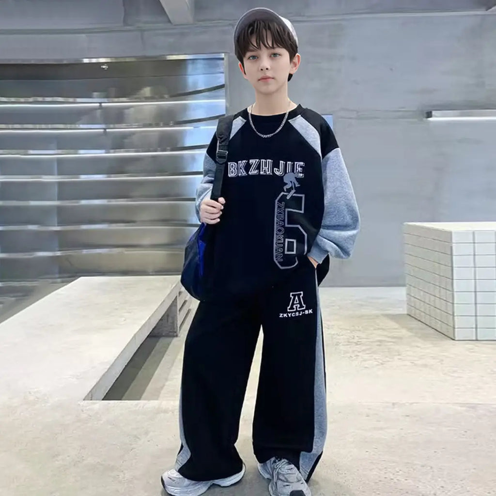 Boys Black Alphanumeric Printed Oversized t-Shirt With Pants Set Sets Black 5-6 Y