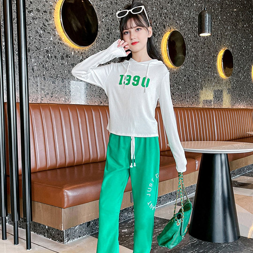 Girls Green Printed Hoodie with Sweatpants Set Sets   