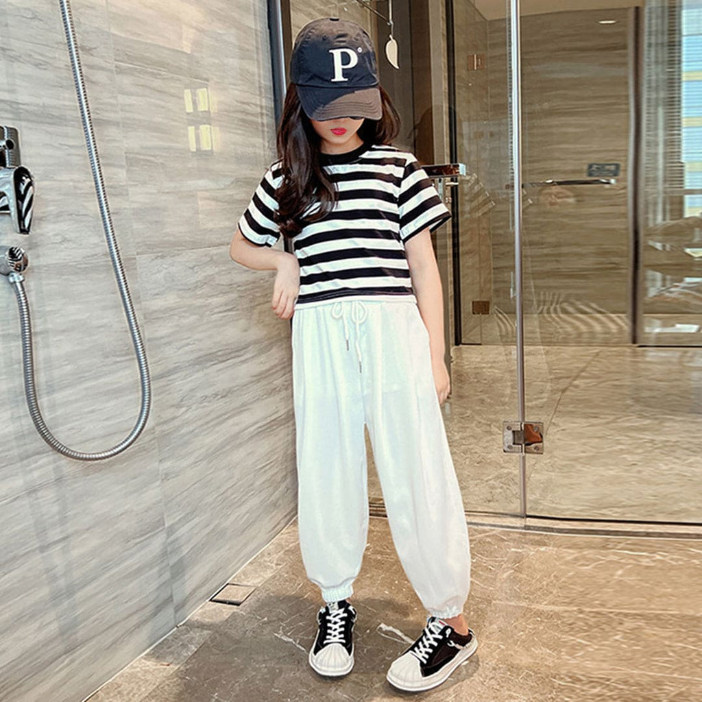 Girls Black Striped T-Shirt With Jogger Set Sets Black 3-4 Y 