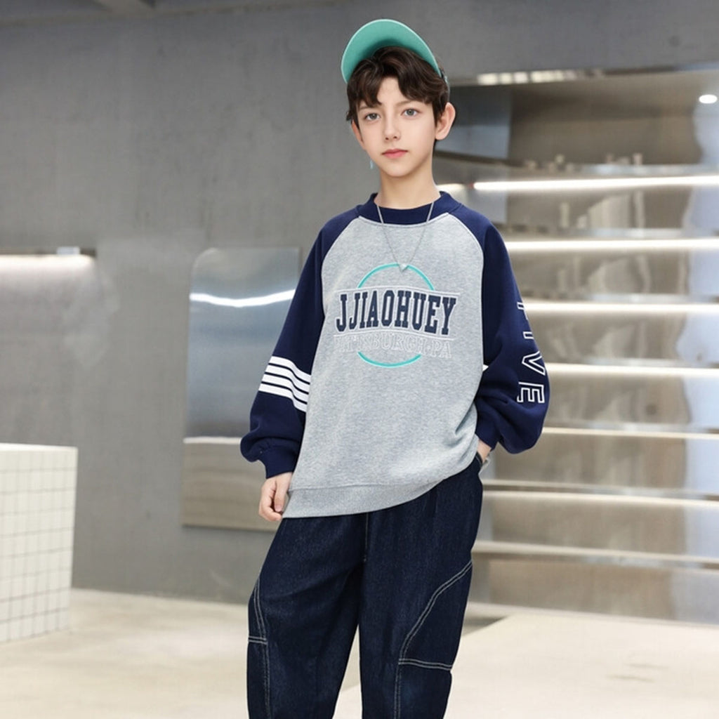 Boys Grey Typographic Printed Raglan Sleeves Winter Sweatshirt Sweatshirts & Hoodies Grey 5-6 Y