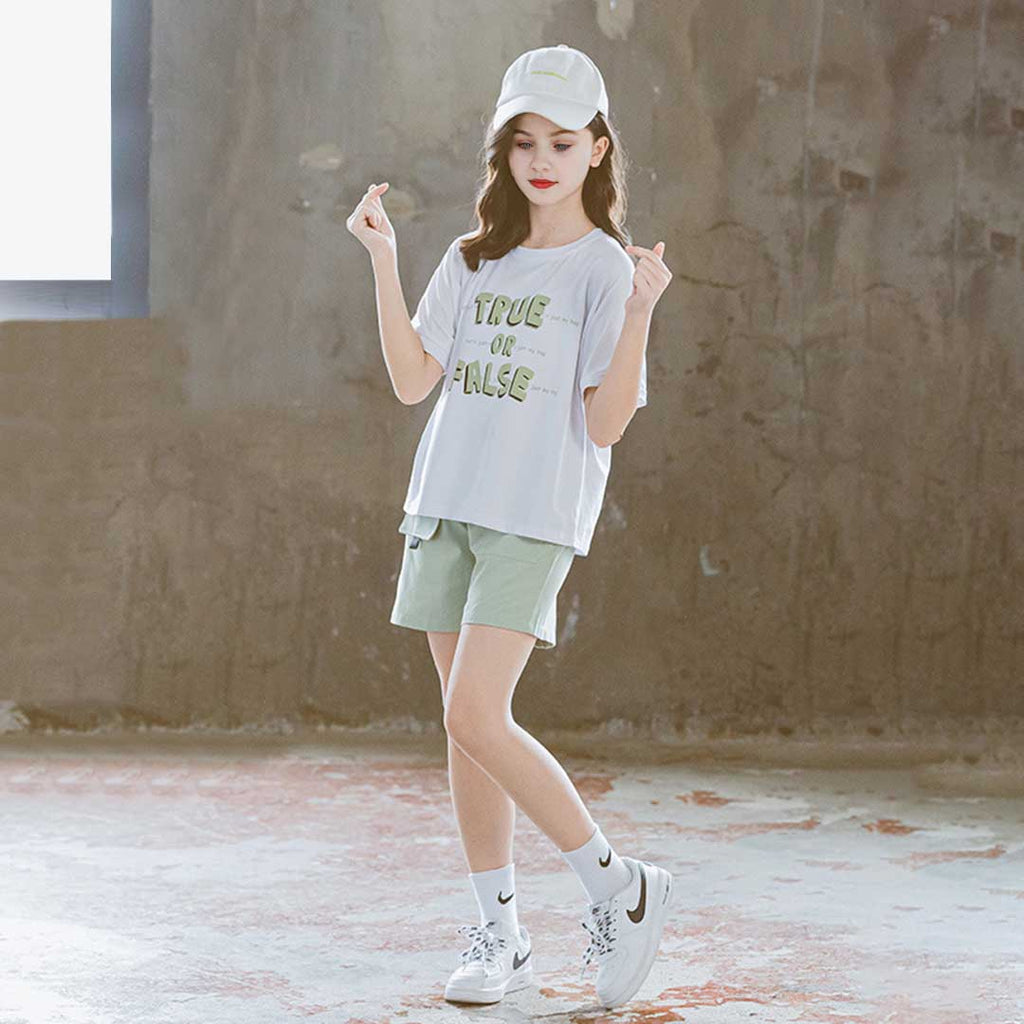 Girls Short Sleeve Printed T-Shirt With Shorts Set 2 pc. Sets Green 3-4 Y 