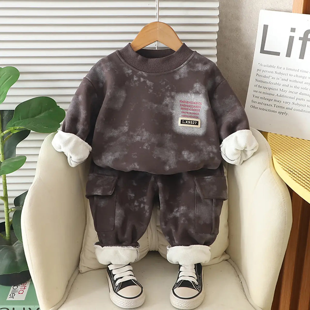 Boys Grey Printed Regular Sweatshirt With Pants Sets 2 pc. Sets Grey 1-2 Y