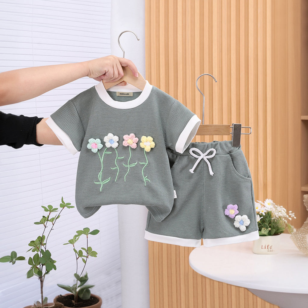 Girls Dark Grey Flower Applique Short Sleeves Top With Shorts Set 2 pc. Sets Dark Grey 1-2 Y